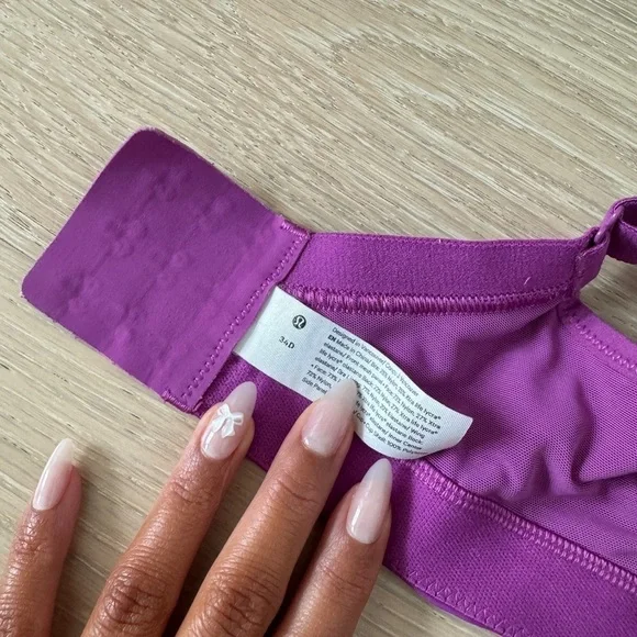 Lululemon High Support Bra - Picture 2 of 7